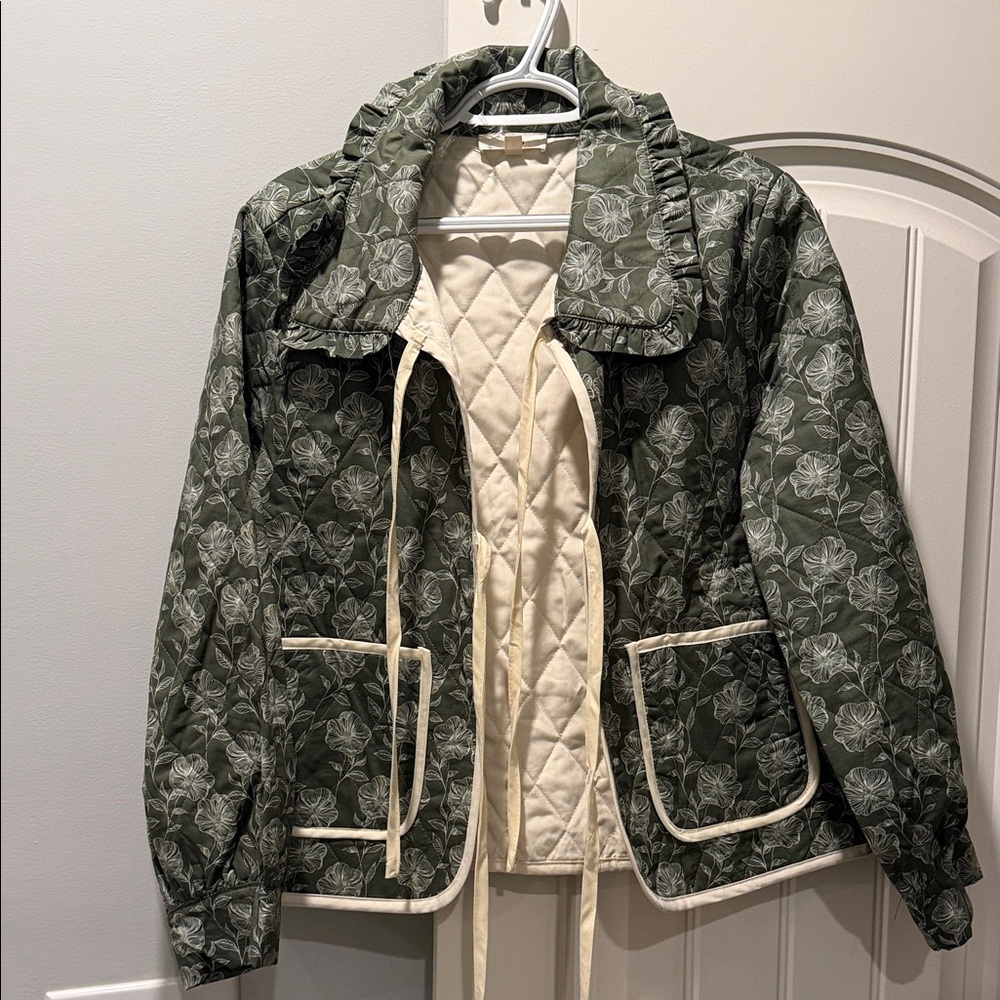 Entro Olive Floral Jacket with Ivory Trim